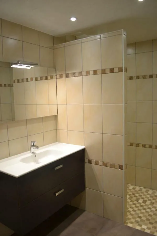 Chardonneret Apartment Chatel