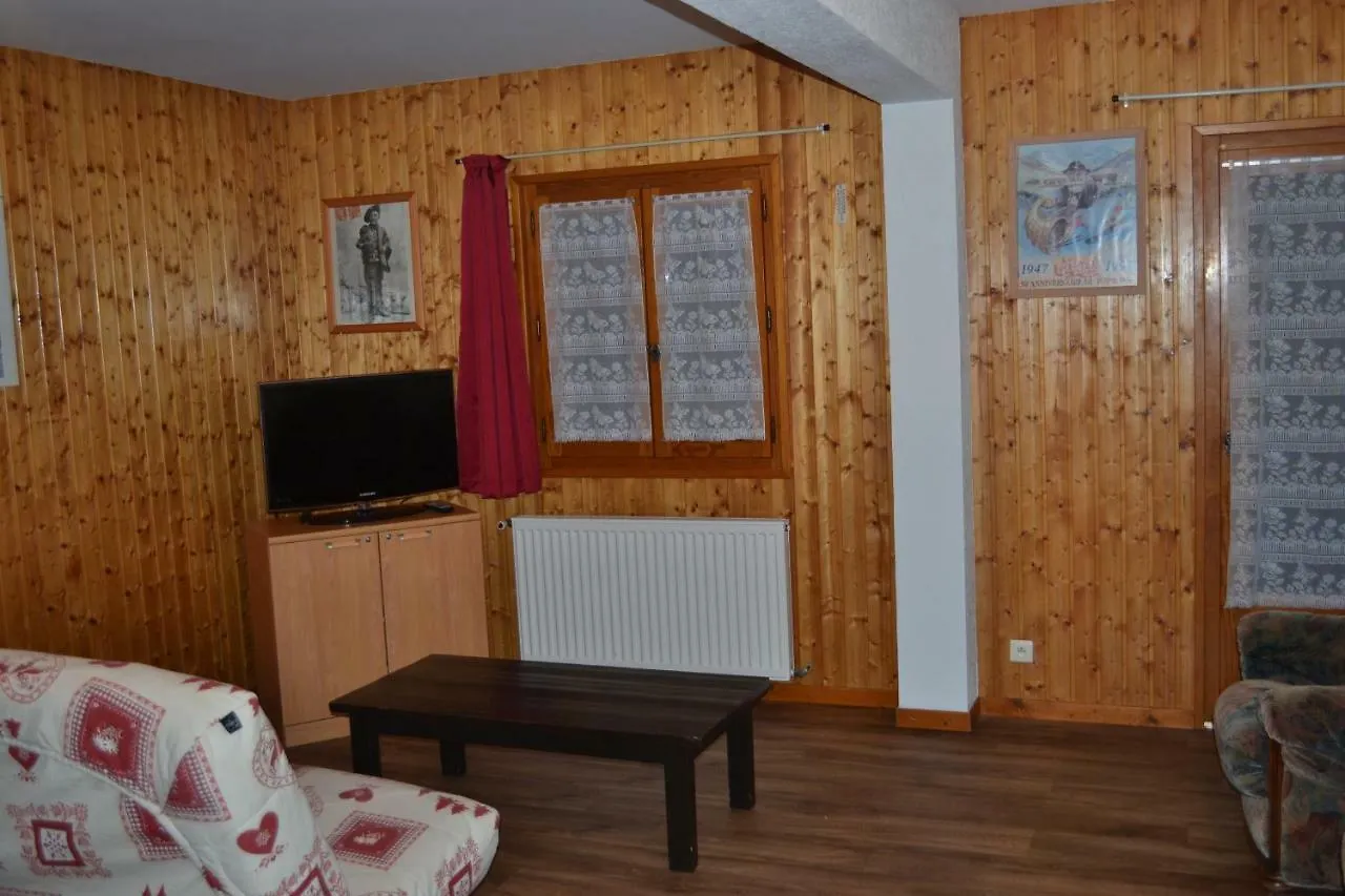 Chardonneret Apartment Chatel