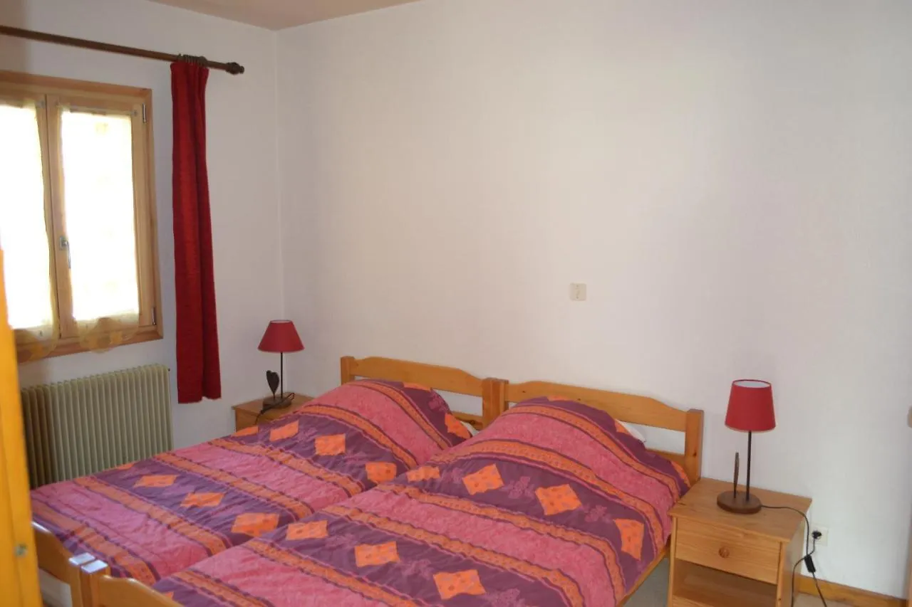 Chardonneret Apartment Chatel